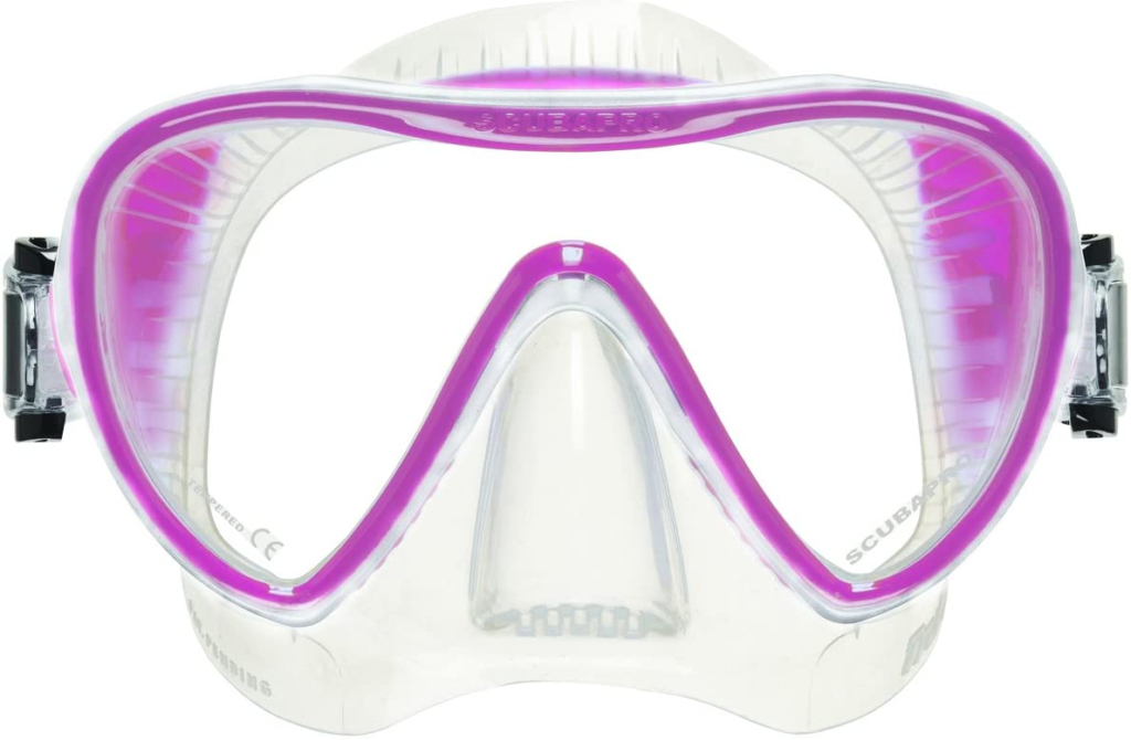 pink color dive mask