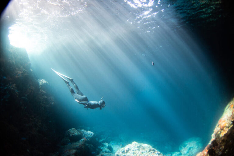 How deep can you dive without scuba gear?